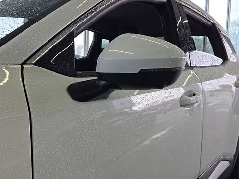 Used 2025 Nissan Kicks SR w/ Illumination Package AWD/4WD image 7