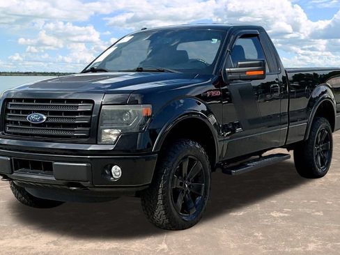 Used 2014 Ford F150 FX4 w/ FX Appearance Package AWD/4WD image 4