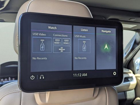 Used 2021 Chevrolet Tahoe Premier w/ Premium Package image 24