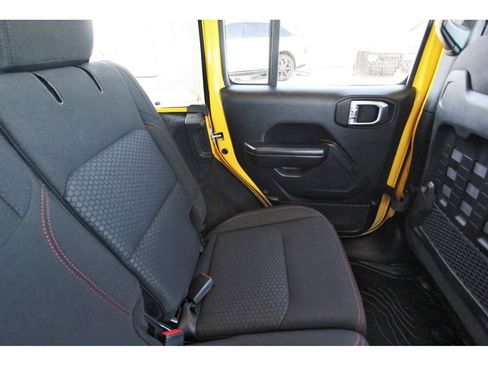 Used 2019 Jeep Wrangler Unlimited Rubicon w/ LED Lighting Group image 9