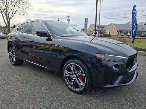 Used 2019 Maserati Levante GTS AWD/4WD image 3