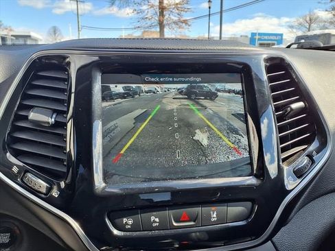 Used 2021 Jeep Cherokee Limited AWD/4WD image 26