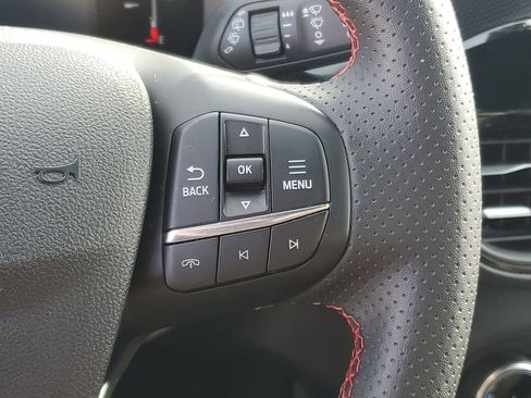 Used 2025 Ford Escape ST-Line image 17