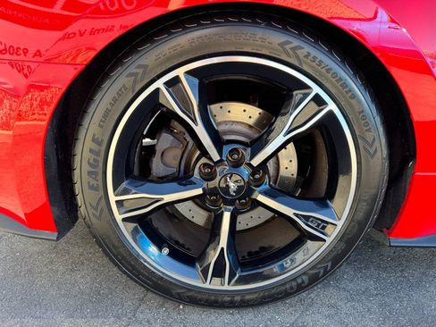 Used 2017 Ford Mustang GT Premium w/ Equipment Group 401A image 9