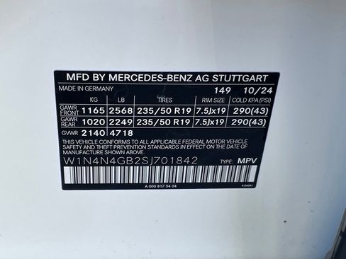 Used 2025 Mercedes-Benz GLA 250 image 33