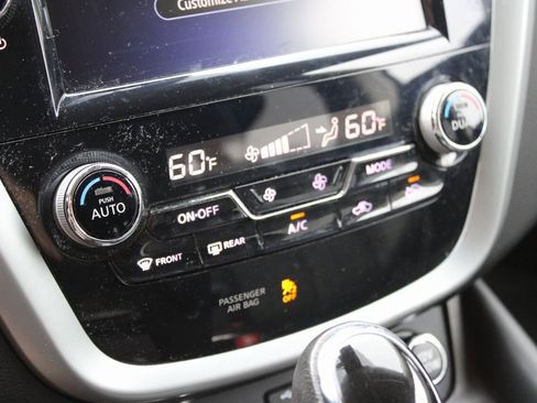 Used 2019 Nissan Murano Platinum image 23