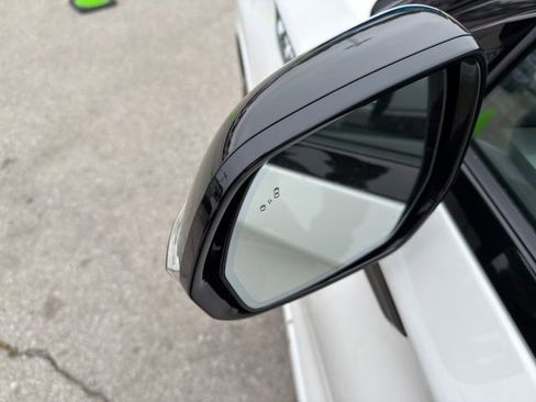 Used 2025 Lincoln Aviator Reserve w/ Equipment Group 201A image 14