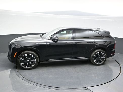 New 2026 Cadillac Escalade IQ Sport 2 w/ LPO, Floor Liner Package image 19