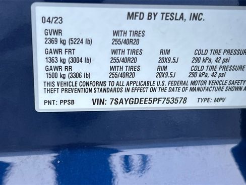 Used 2023 Tesla Model Y Long Range image 28