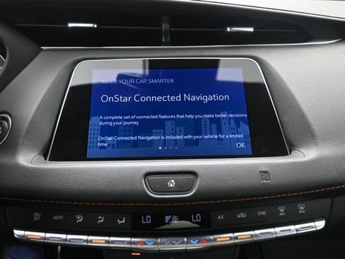 Used 2020 Cadillac XT4 Sport w/ Driver Awareness Package AWD/4WD image 11