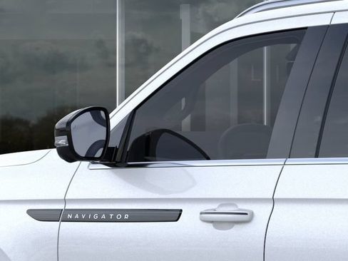 Used 2025 Lincoln Navigator L Black Label AWD/4WD image 20