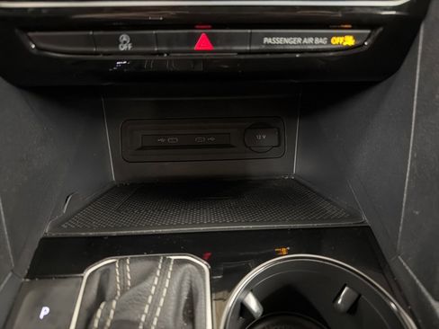 Used 2023 Volkswagen Atlas SEL image 21