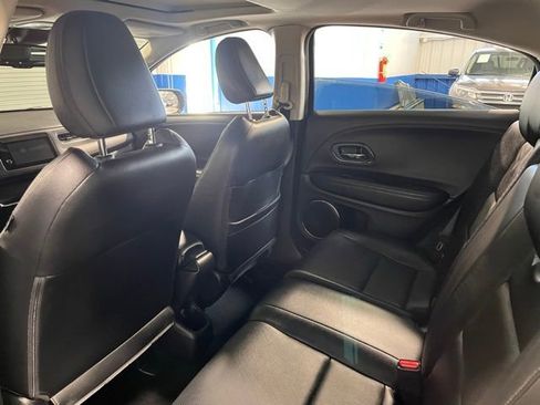 Used 2019 Honda HR-V EX-L image 17