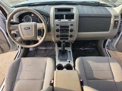 Used 2011 Ford Escape XLT image 22