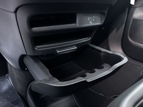 New 2027 Chrysler Pacifica Select AWD/4WD image 35