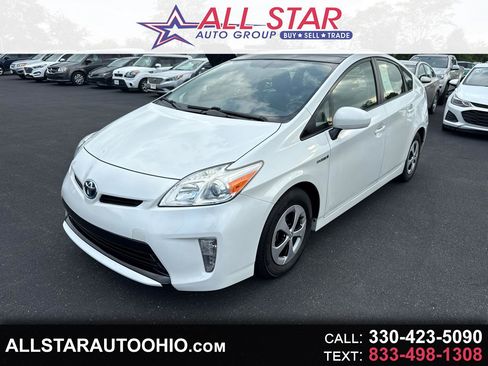 Used 2015 Toyota Prius Persona Series image 1