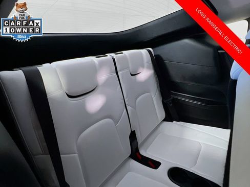 Used 2024 Tesla Model Y Long Range AWD/4WD image 27