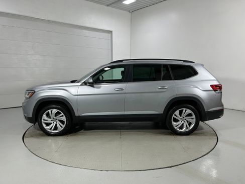 Used 2023 Volkswagen Atlas SE AWD/4WD image 21