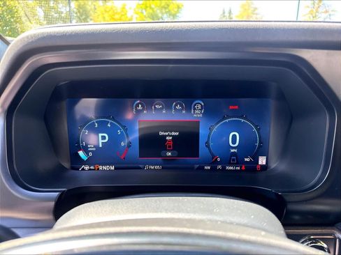 Used 2025 Ford F150 Raptor AWD/4WD image 23