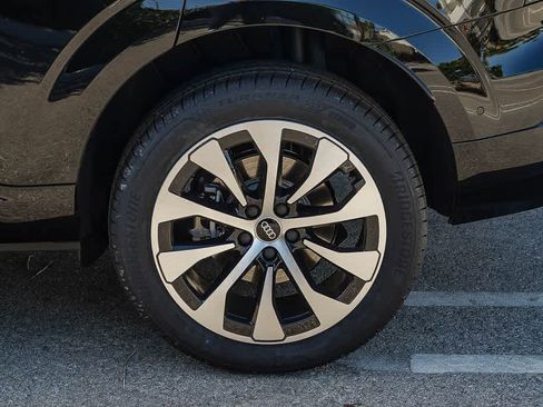New 2026 Audi Q3 quattro 2.0T AWD/4WD image 11