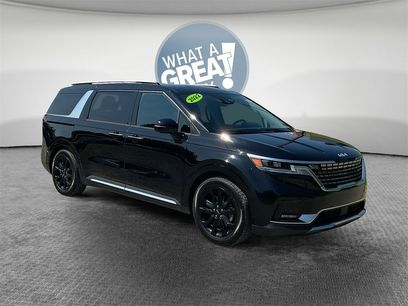 Used 2022 Kia Carnival SX