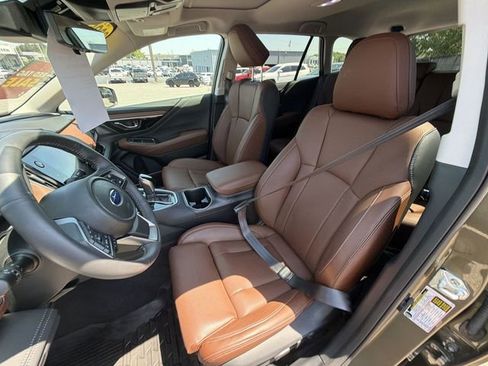 Certified 2025 Subaru Outback Touring AWD/4WD image 13