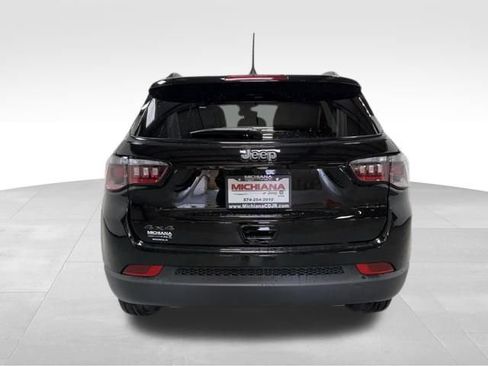 New 2026 Jeep Compass Latitude AWD/4WD image 8