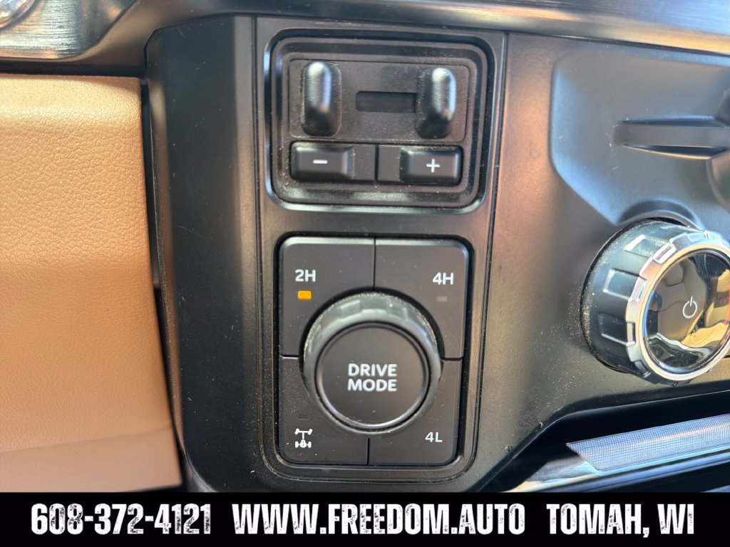 Used 2023 Ford F350 Lariat w/ Lariat Ultimate Package AWD/4WD image 22