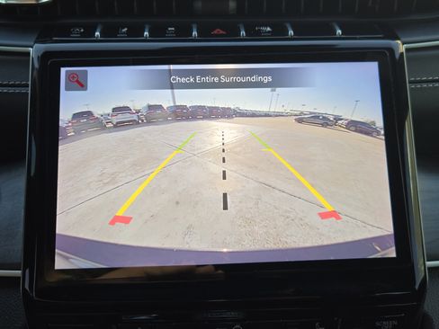 Used 2024 Jeep Grand Cherokee L Limited w/ Black Appearance Package image 21