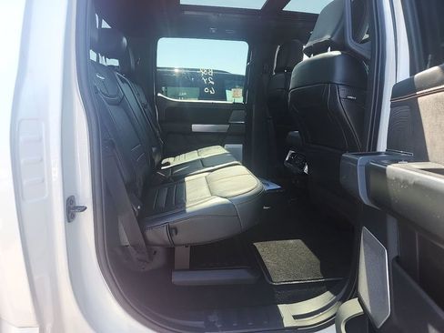 Used 2024 Ford F250 Platinum AWD/4WD image 4