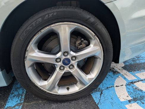 Used 2013 Ford Fusion SE FWD image 22