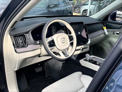 New 2026 Volvo XC90 B6 Ultra w/ Protection Package AWD/4WD image 31