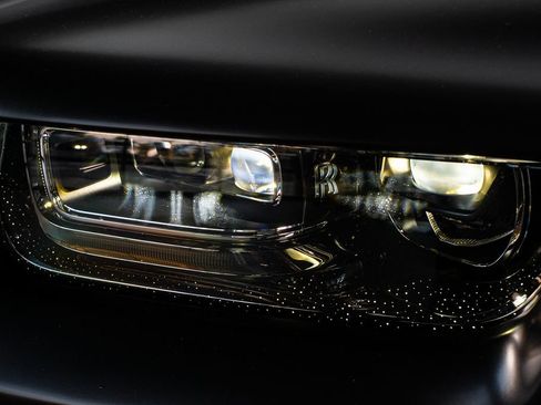 Used 2024 Rolls-Royce Phantom Sedan RWD image 4