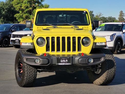 Used 2023 Jeep Gladiator Rubicon w/ Trailer Tow Package image 3