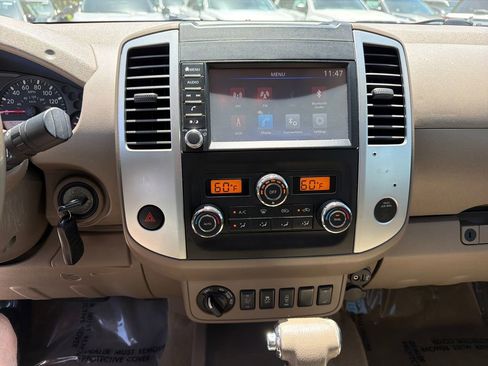 Used 2019 Nissan Frontier SV w/ Value Truck Package AWD/4WD image 24