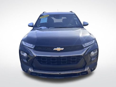 Used 2022 Chevrolet TrailBlazer ACTIV w/ Sun and Liftgate Package image 2