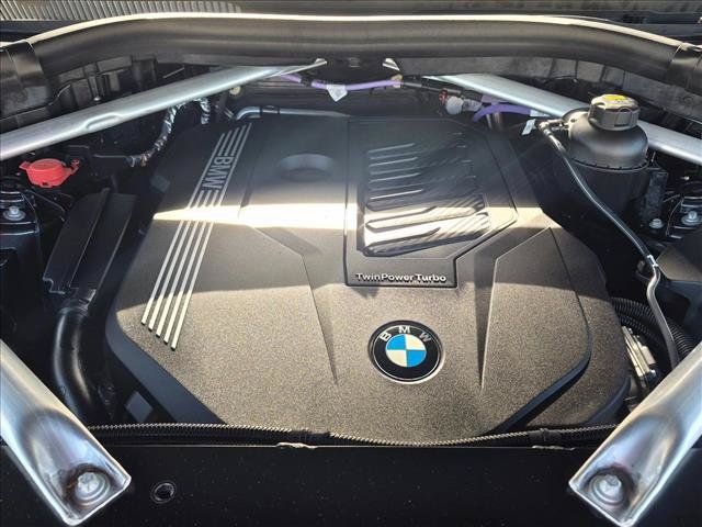 Used 2021 BMW X5 sDrive40i w/ Premium Package 2 RWD image 22