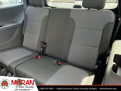 Certified 2023 Chevrolet Traverse LT FWD image 16
