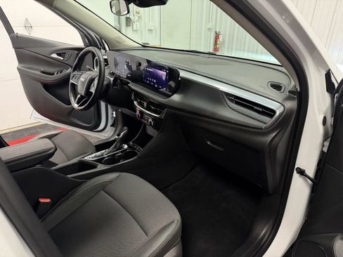 Used 2025 Buick Encore GX Preferred FWD image 45