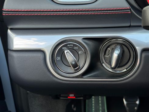 Used 2025 Porsche 718 Boxster GTS RWD image 18