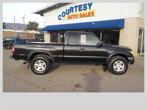 Used 2003 Toyota Tacoma 4x4 Xtracab V6 image 11