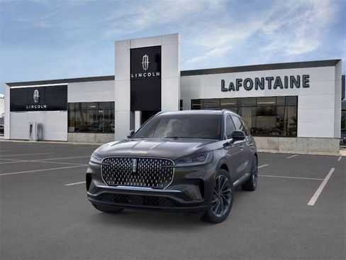 New 2025 Lincoln Aviator Reserve image 2