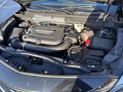 Used 2019 Cadillac XT4 Sport image 27