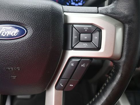 Used 2020 Ford F250 Lariat w/ Lariat Ultimate Package image 6