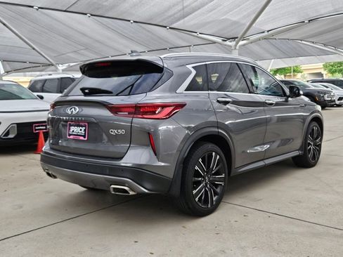 Used 2022 INFINITI QX50 Luxe w/ Appearance Package image 5