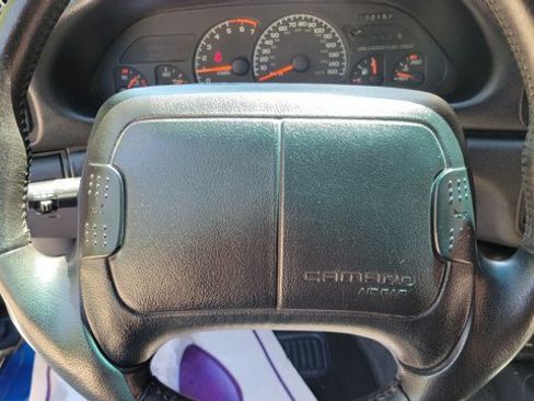 Used 1995 Chevrolet Camaro Z28 image 16