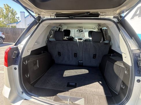 Used 2014 GMC Terrain SLE FWD image 16