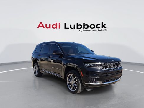 Used 2023 Jeep Grand Cherokee L Summit w/ Advanced Protech Group IV AWD/4WD image 3