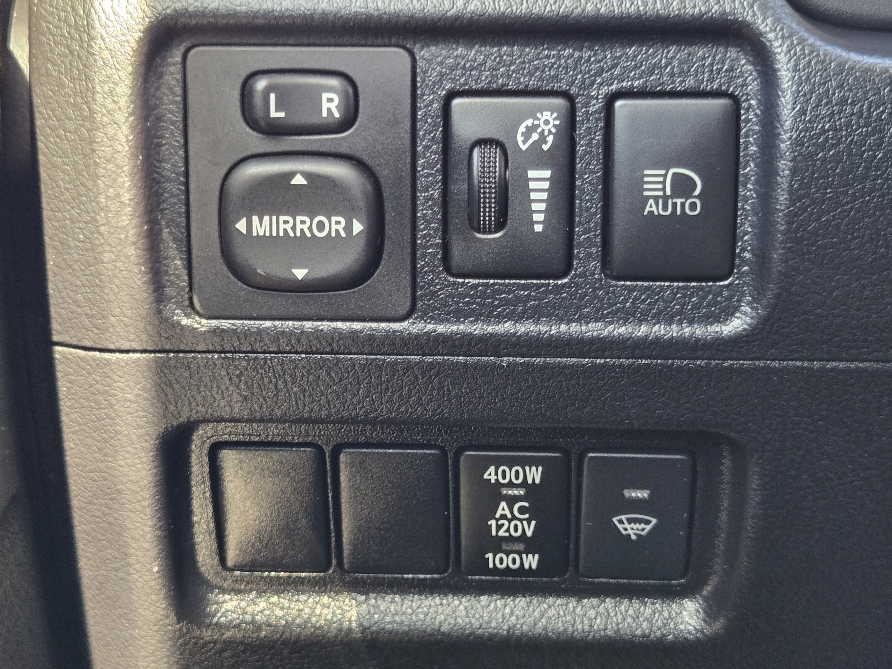 Used 2022 Toyota 4Runner TRD Off-Road Premium AWD/4WD image 19