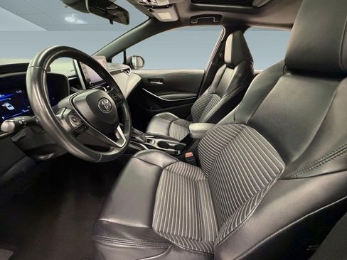 Used 2020 Toyota Corolla XSE image 4